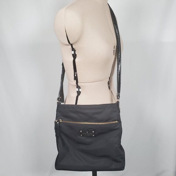 Kate Spade Women’s Crossbody Bag Black Nylon Gold Hardware Medium Shoulder Bag - Picture 3 of 15